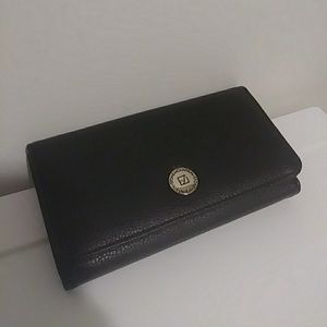 Black wallet